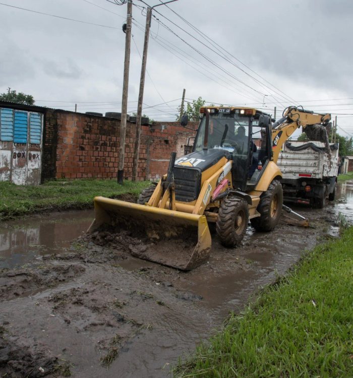 Crecida del río Dulce: continúan los operativos de asistencia y contención a familias afectadas