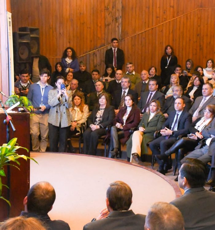 El Gobernador Elías Suárez participó del acto por el 66°aniversario de la Ucse