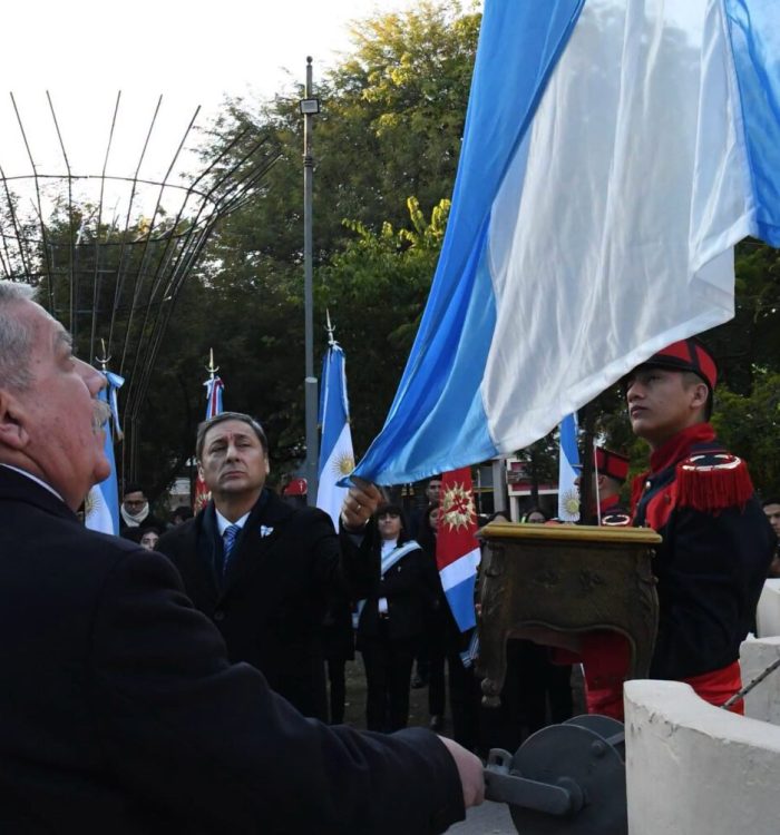 Elías Suárez acompañó los actos por el 210° aniversario de la Independencia Argentina
