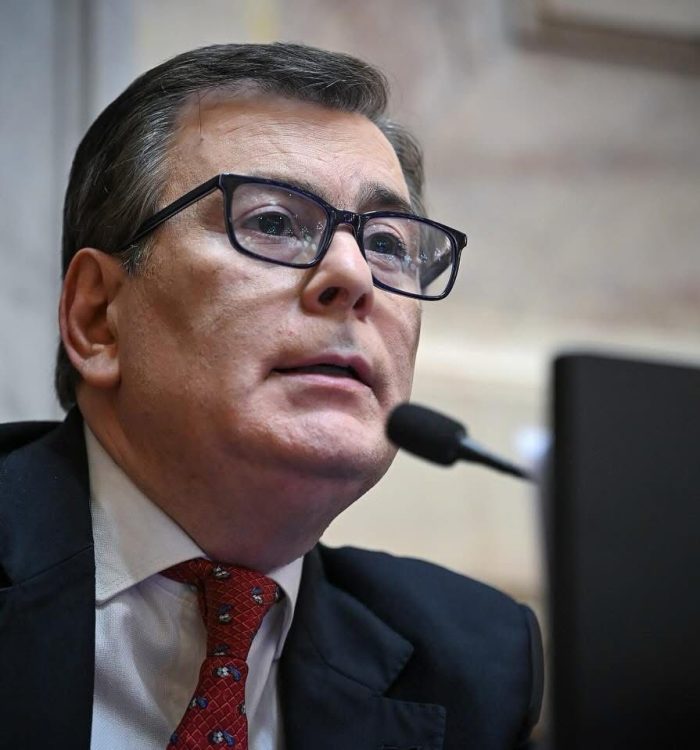 El senador nacional Gerardo Zamora impulsa la «cesión» definitiva del edificio de Humanidades a la UNSE