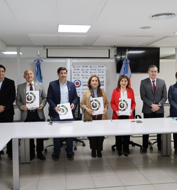 Salud firmó acuerdos para fortalecer la formación en Enfermería y ampliar la atención comunitaria en el sur provincial